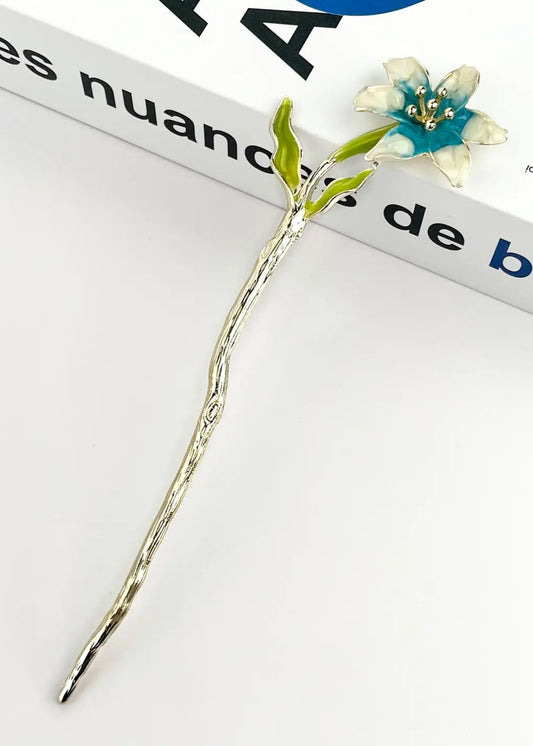 Lily Hairpin