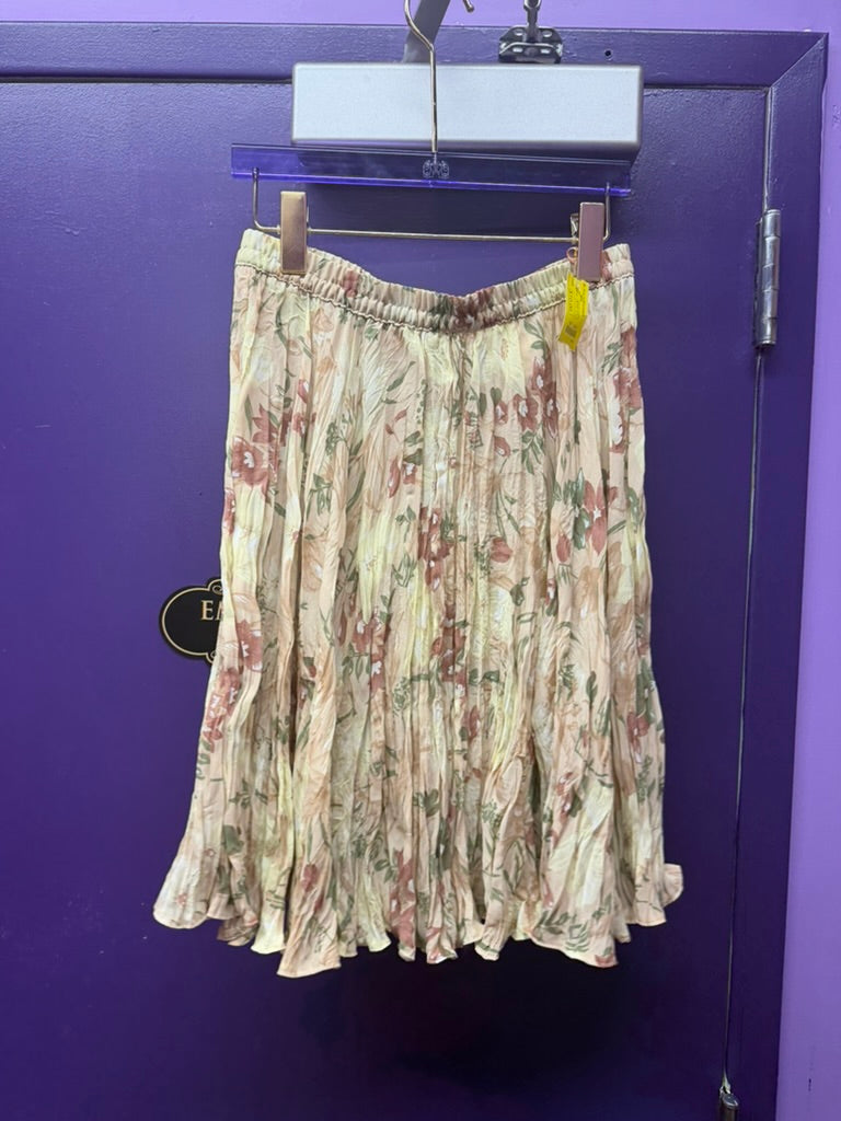 LM56 Hirsch Cream Patterned Crinkle Skirt