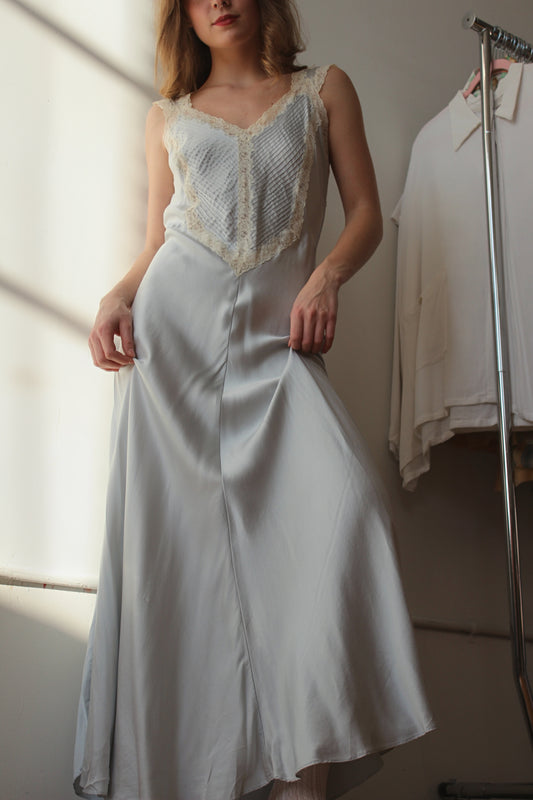 Victoria's Secret Gold Label Silk Long Slip