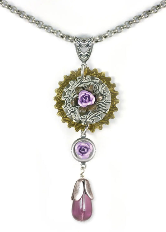 Steampunk: Elizabeth Barrett Steampunk Femme Fatale Necklace