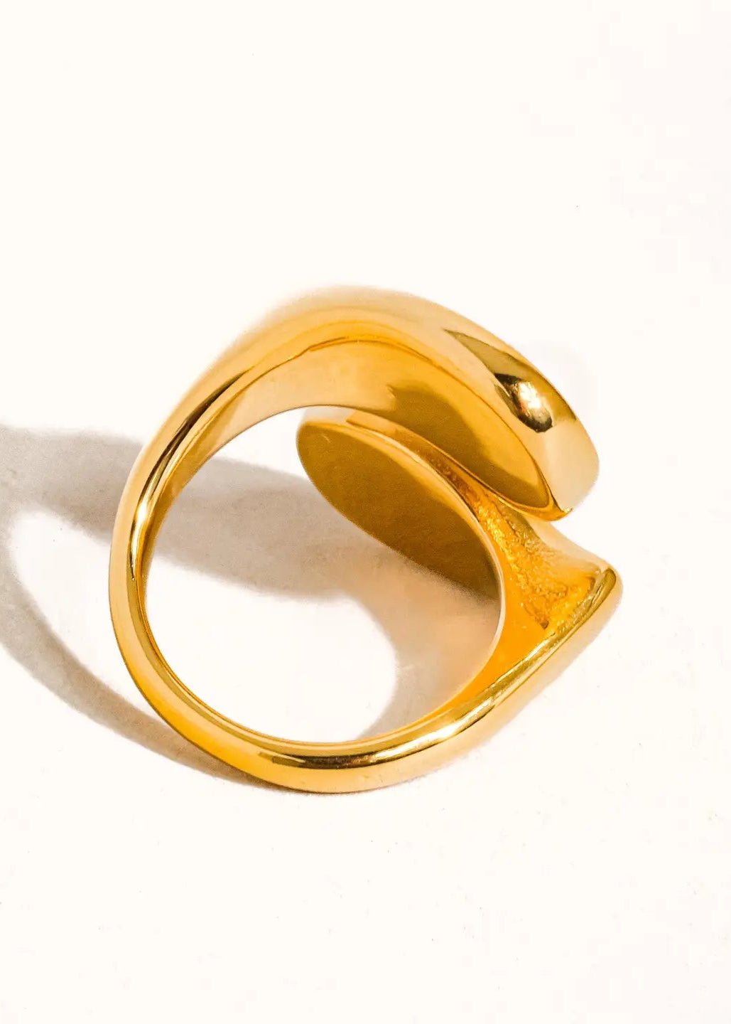 Pearl Wavy Ring
