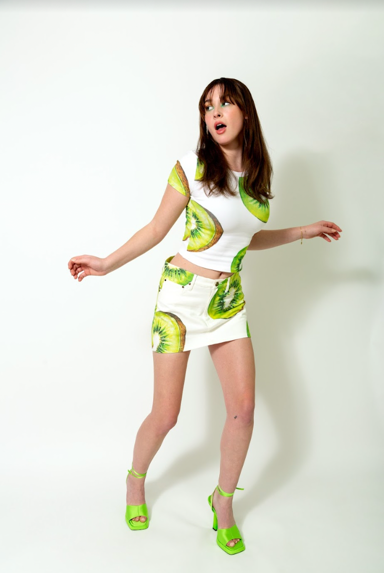 Kiwi Tee