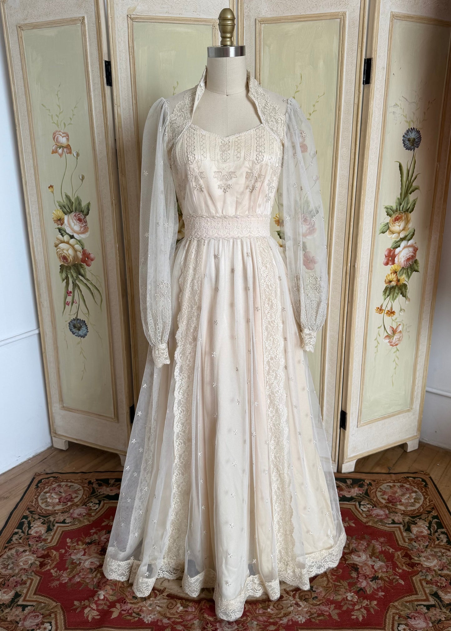 1970's Vintage Wedding Dress