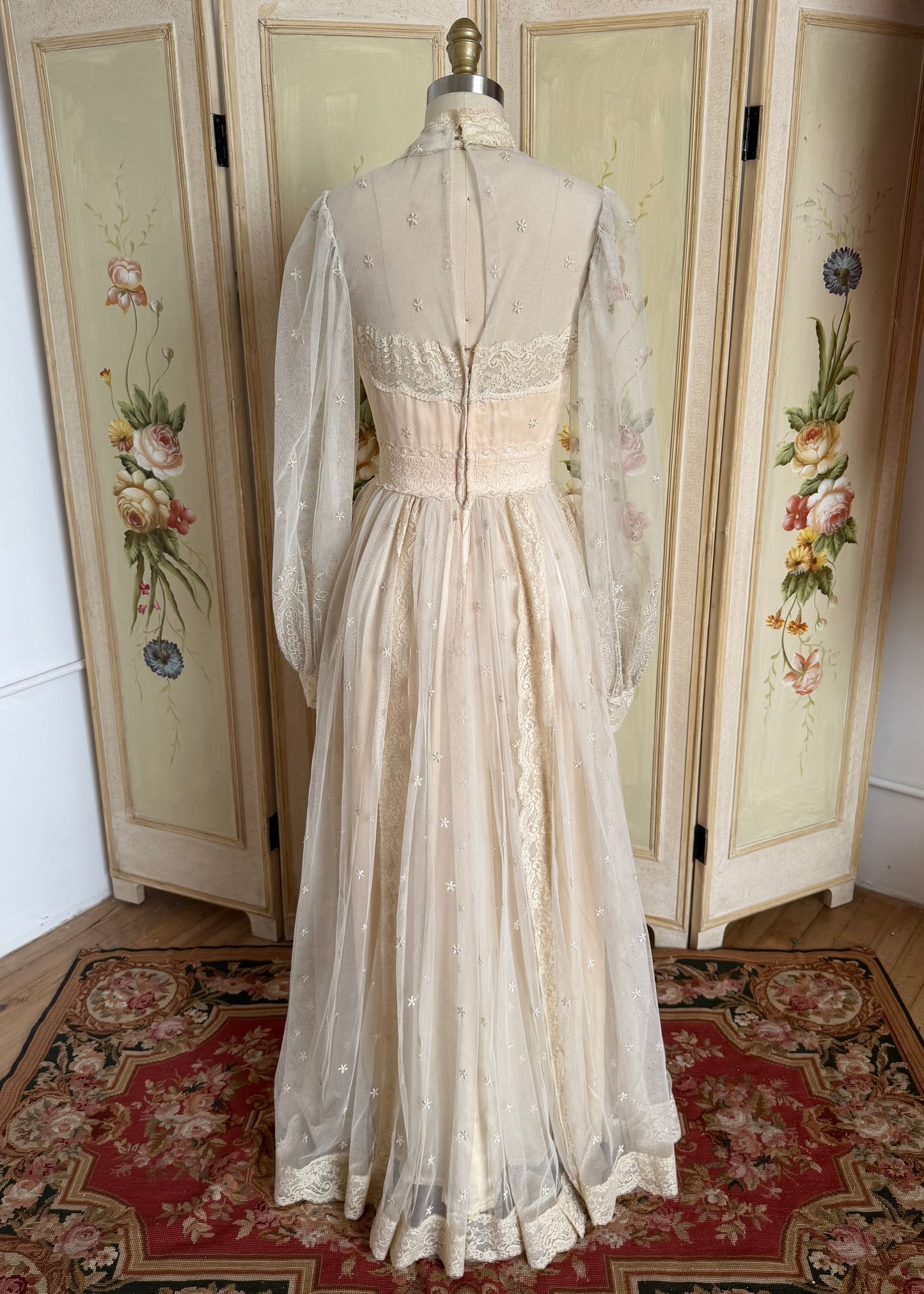 1970's Vintage Wedding Dress